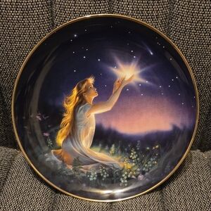 Franklin Mint "Crystal Power" Collector Plate from the Heirloom Collection